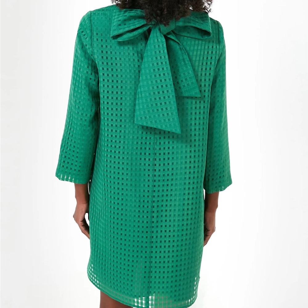NWT bright green shift dress with fun bow detail. Was purchased final sale.